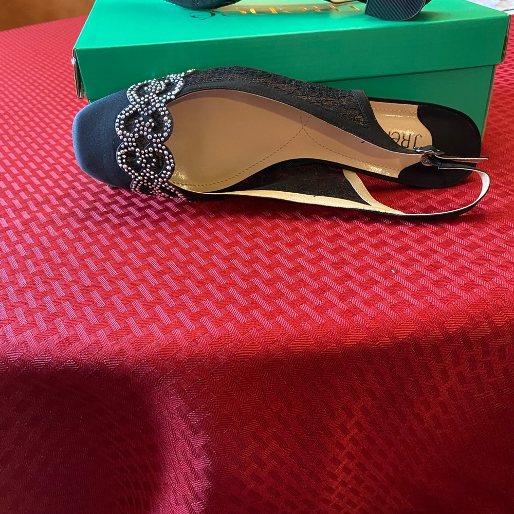 J.Renee Black and Silver Heels - Picture 4 of 6